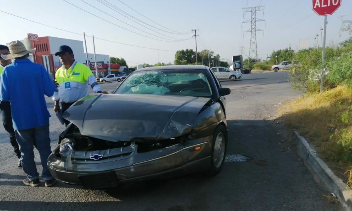 No respeta alto y provoca accidente vial en Nuevo Laredo
