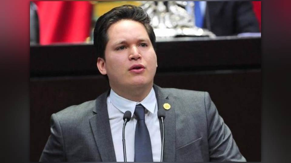Llama Mario Ramos a mantener diálogo con campesinos