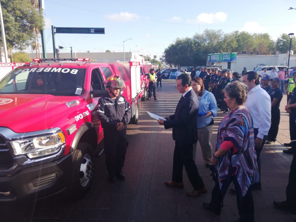 Entregan 5 unidades de ataque rápido a Protección Civil y Bomberos de Nuevo Laredo