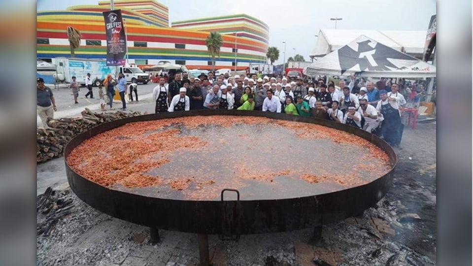Rompe Reynosa el récord de la discada más grande del mundo