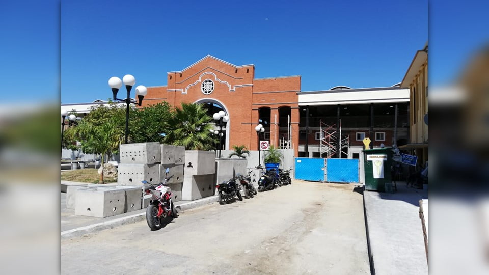 Locatarios del mercado Juárez en Tampico, exigen les den fecha definitiva para la entrega de la obra