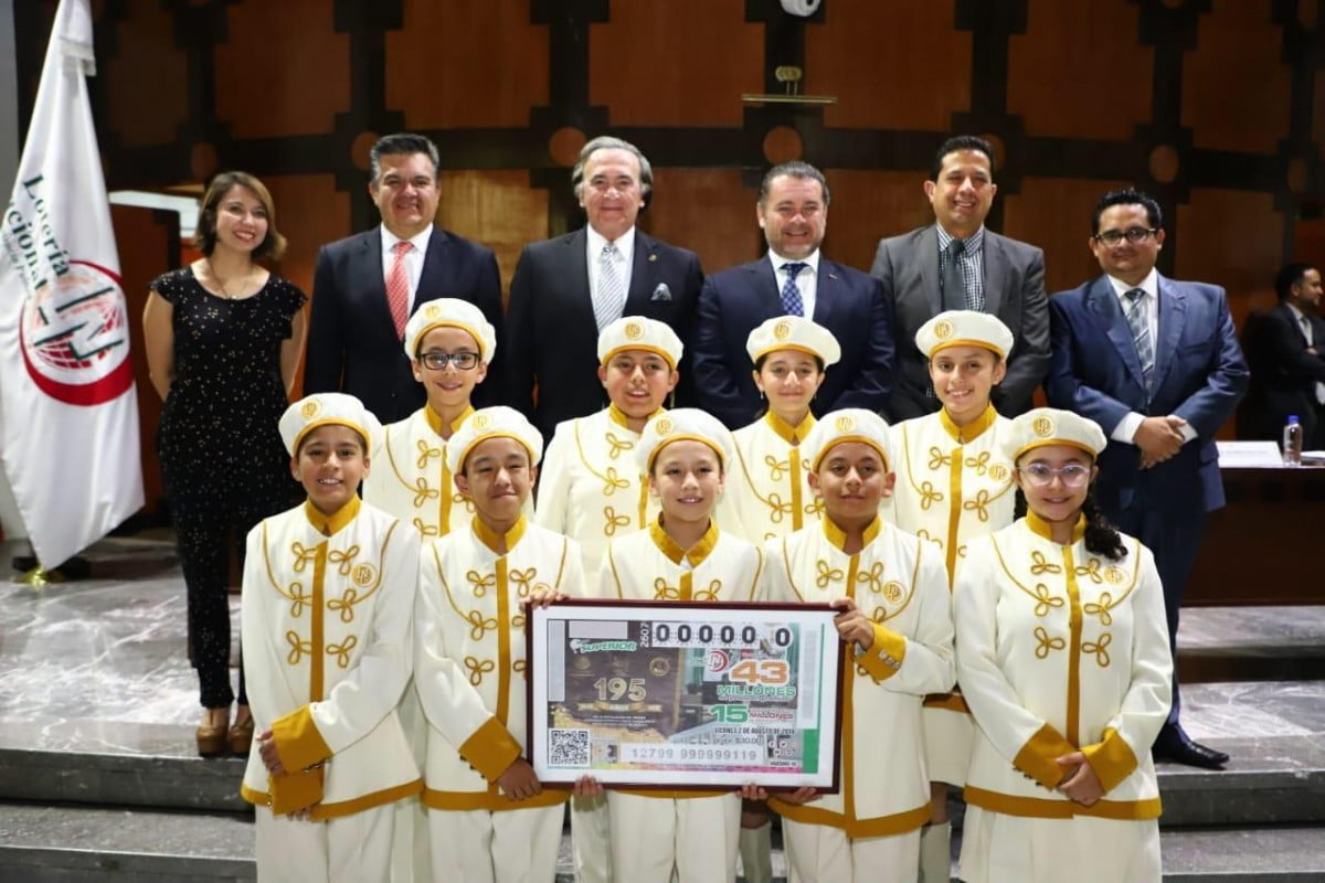 Celebra Congreso de Tamaulipas con Sorteo Superior de la Lotería Nacional 195 años de vida republicana