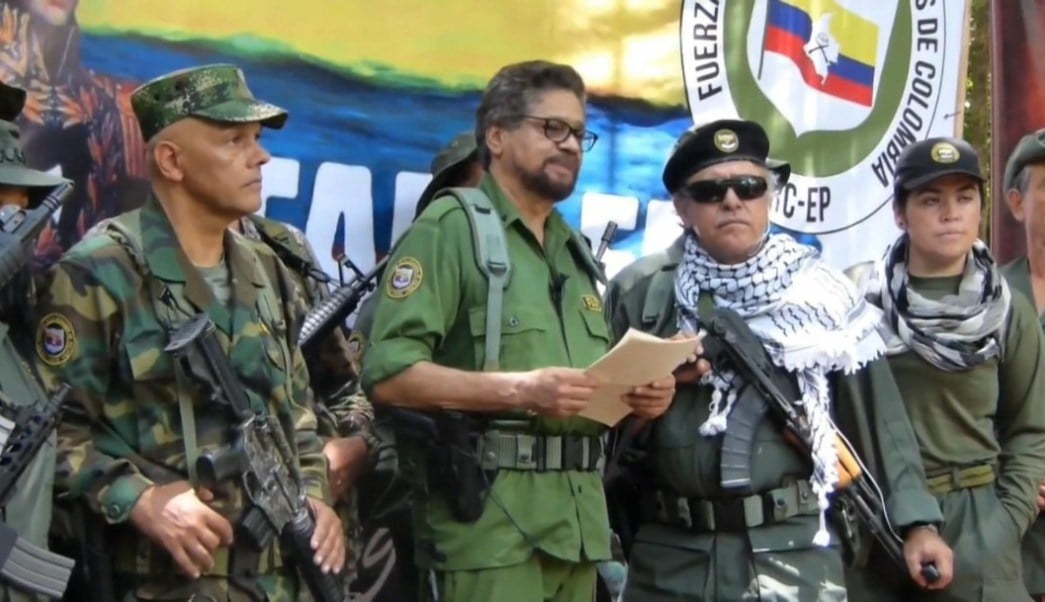 Exdisidentes de las FARC retoman levantamiento de armas en Colombia