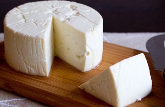 Alertan por brote de salmonela en EE.UU. relacionado con el queso mexicano