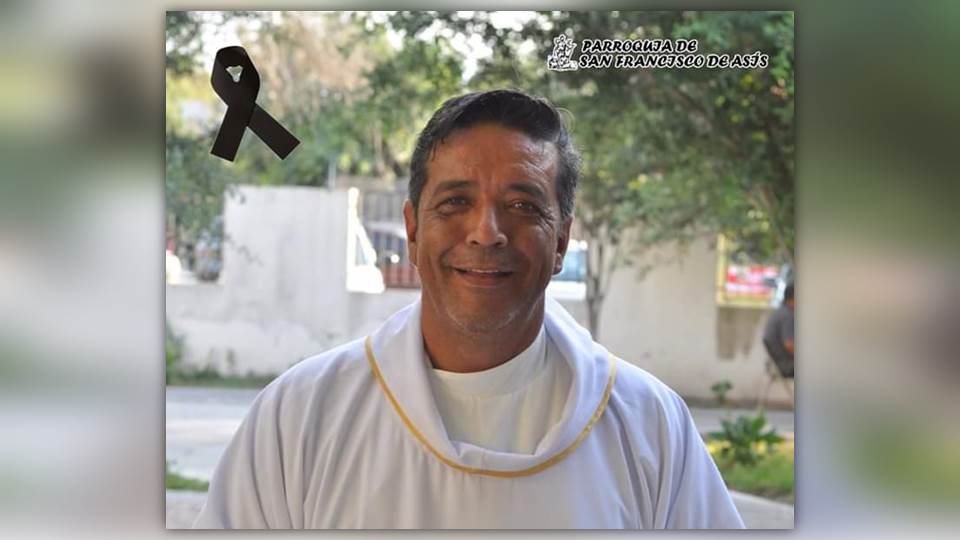 Asesinan a puñaladas a sacerdote en Matamoros