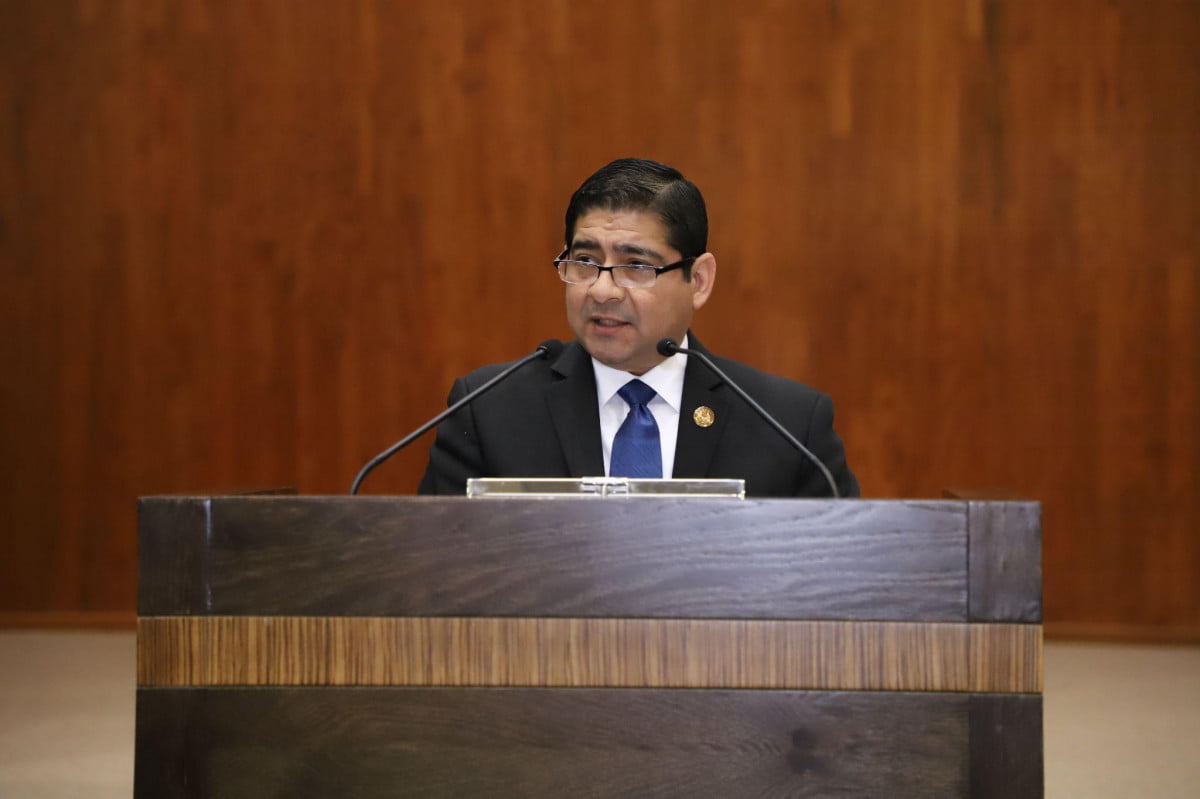 Propone Diputado que informe  anual del Gobernador se rinda en marzo