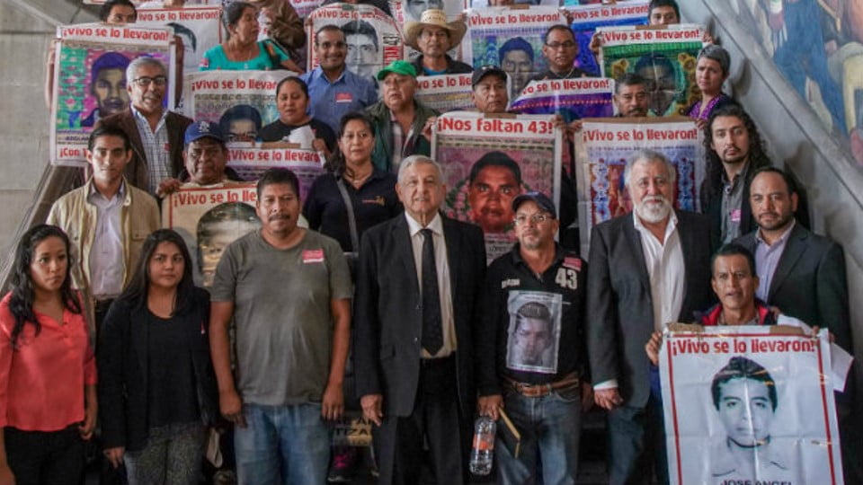 Los 43 normalistas podrían estar en Guerrero: Encinas
