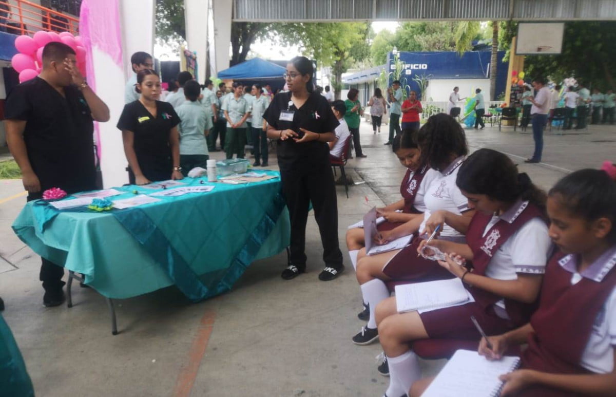 Realizan Feria de la Salud para alumnos de secundaria en Nuevo Laredo