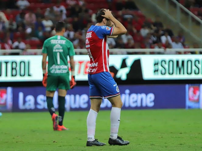 Chivas está tocando fondo, acepta Briseño