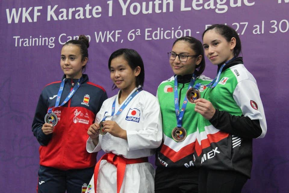 Obtiene bronce neolaredense en torneo mundial de Karate Do