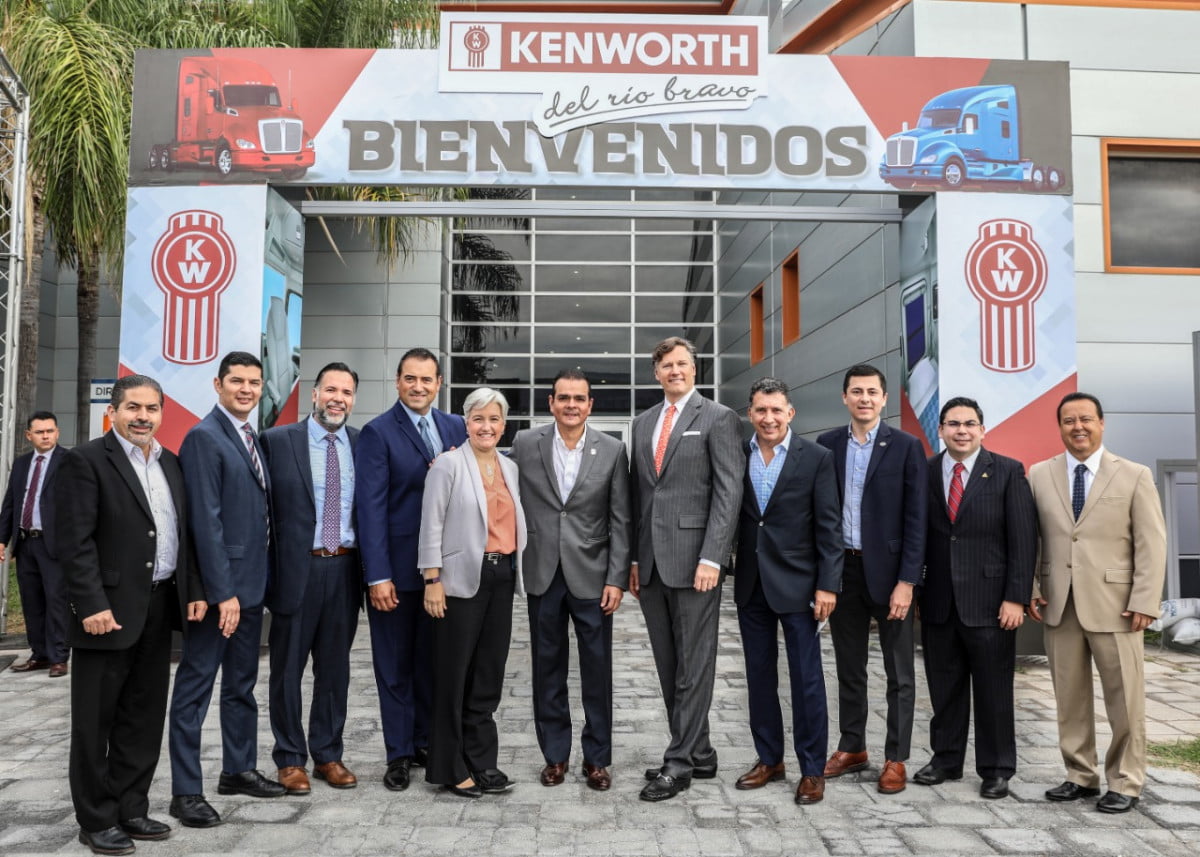 Destaca Embajador de EU liderazgo comercial de NLD