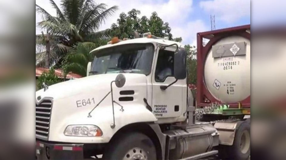 Emiten alerta por robo de camión con cianuro de sodio