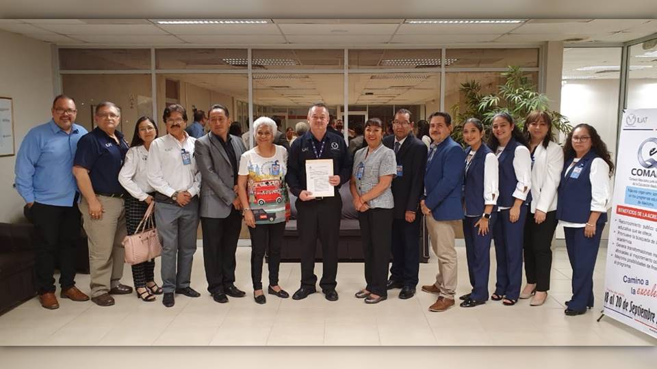 Evalúa COMAEM carrera de Medicina de la UAT en Matamoros