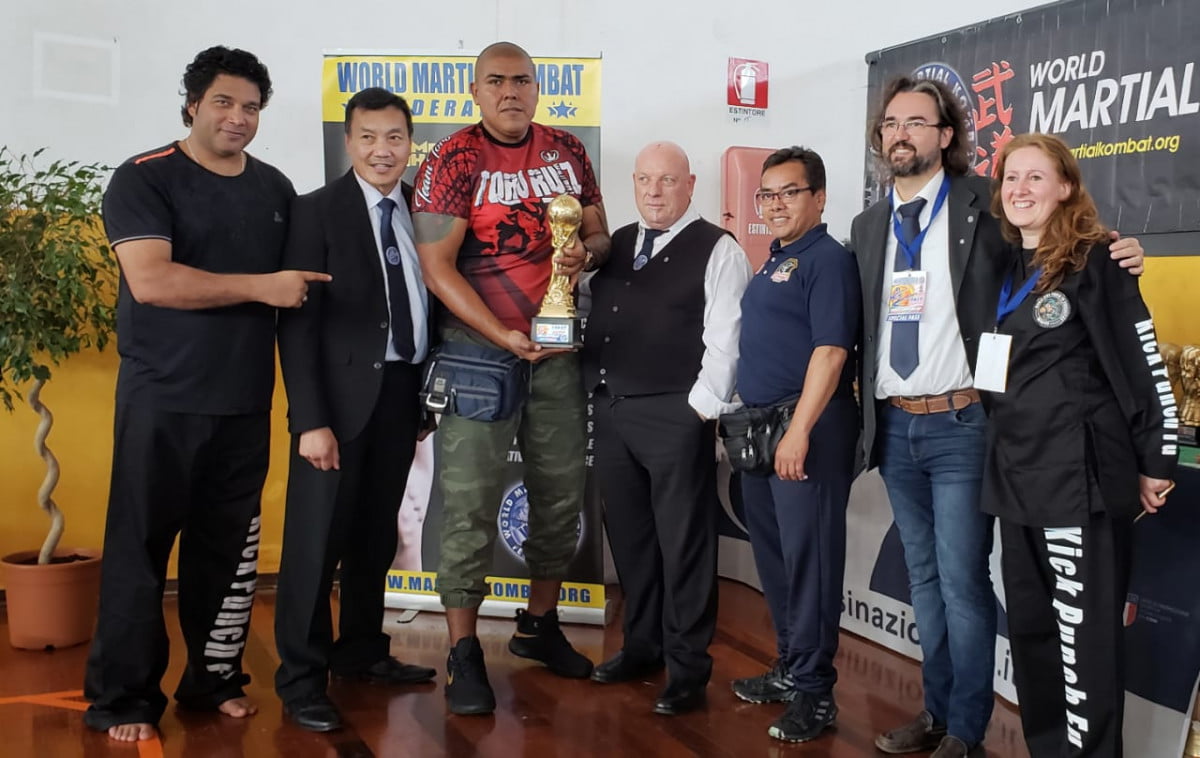 Tamaulipeco Gustavo Ruiz es campeón mundial de Kickboxing