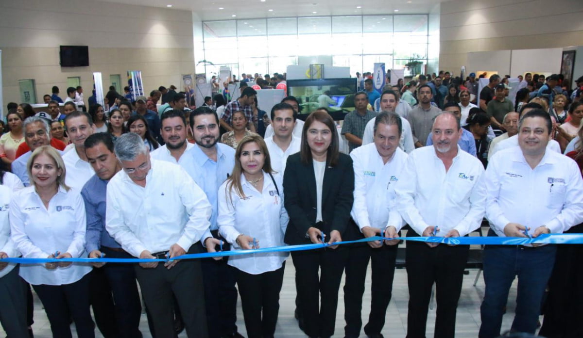 Inauguran Feria de Empleo y arrancan programa “Medios Tiempos Laborales” para estudiantes.