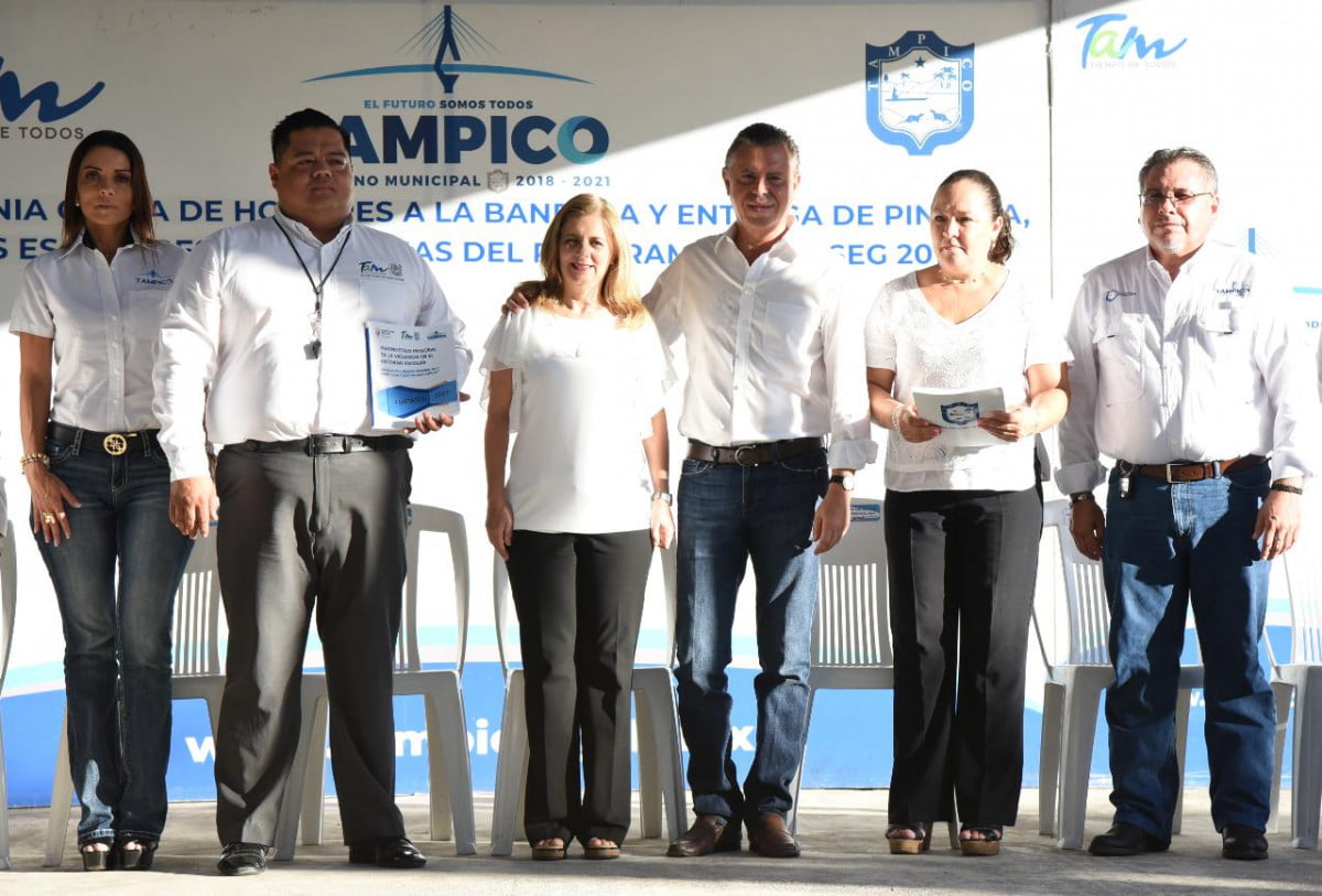 Promueve Chucho Nader Entornos Dignos y Seguros en Escuelas