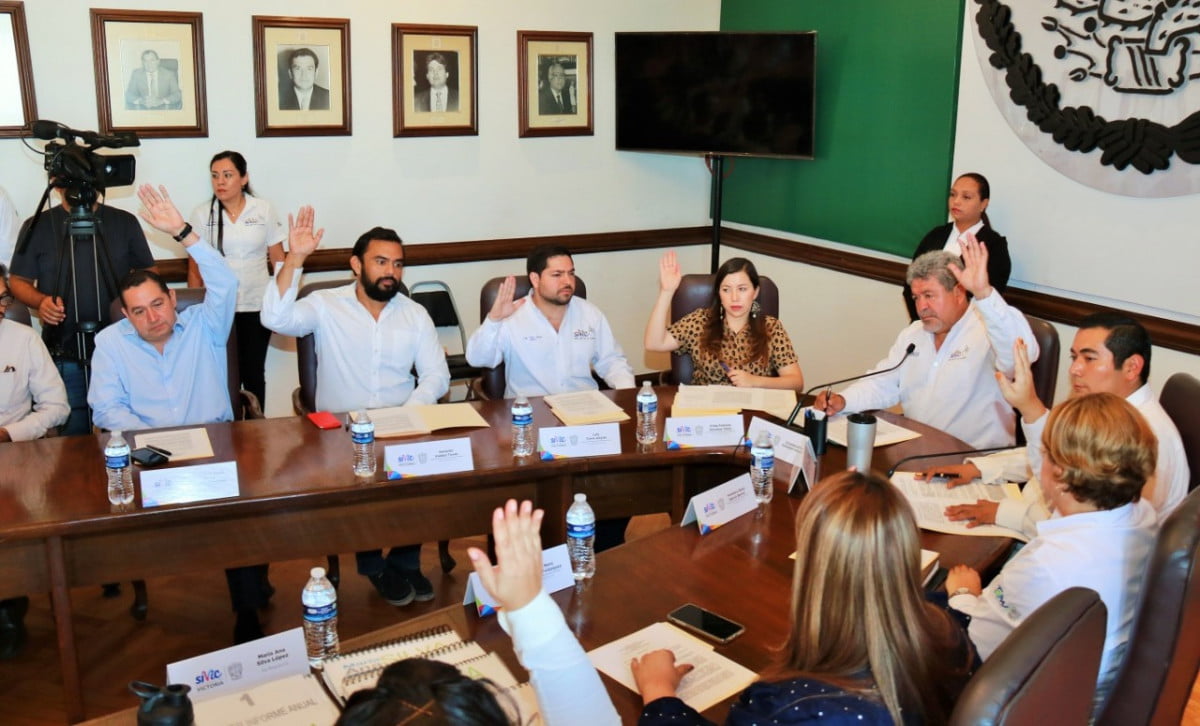 Cabildo respalda a Xico para exigir presupuesto a Federación