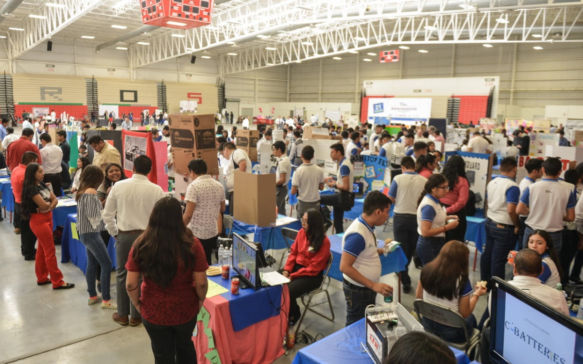Inauguran XXI Certamen estatal de Creatividad e Innovación Tecnológica