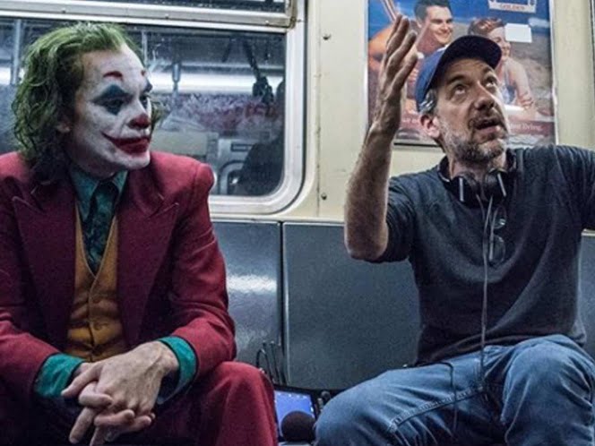 Ladrones crean pánico durante función de Joker en París; creían que era atentado