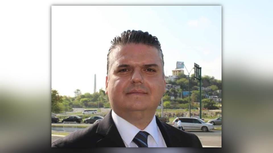Renuncia Víctor Sáenz como jefe de la oficina del Gobernador