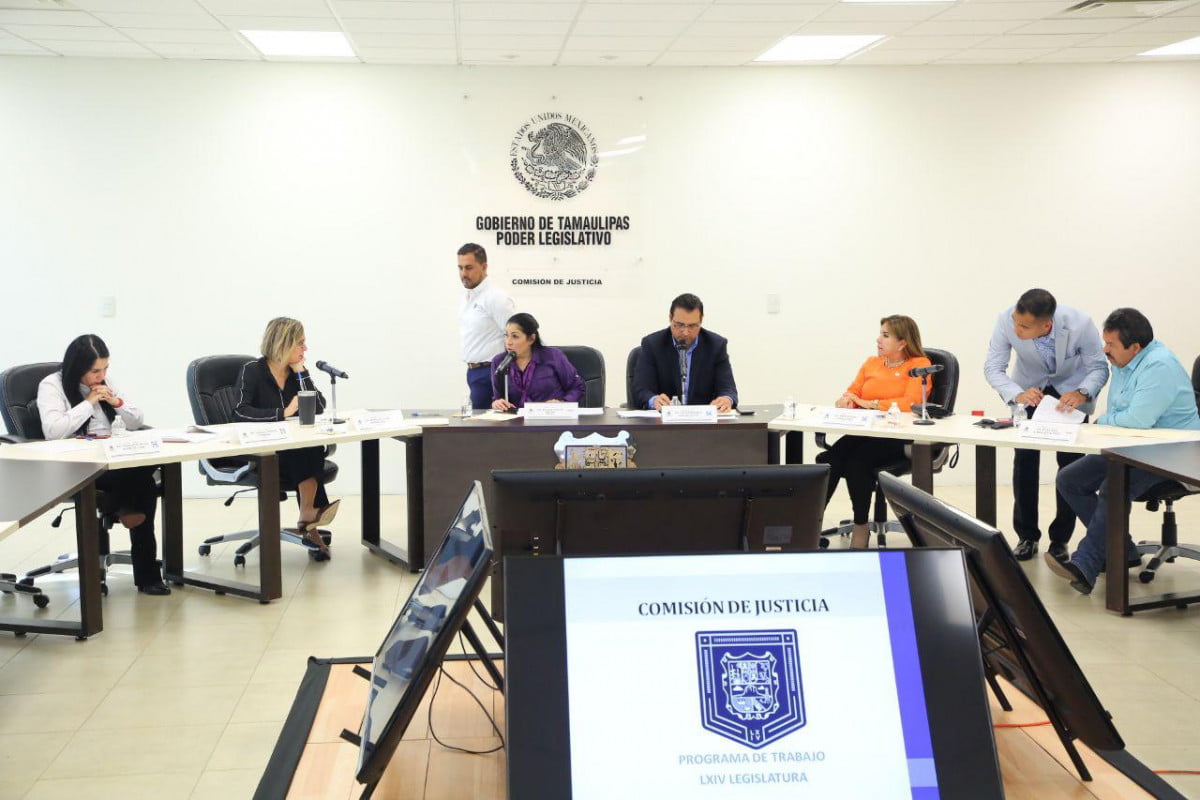 Citan a entrevista a Licenciada propuesta  para titular de la Unidad Técnica de la FGJ