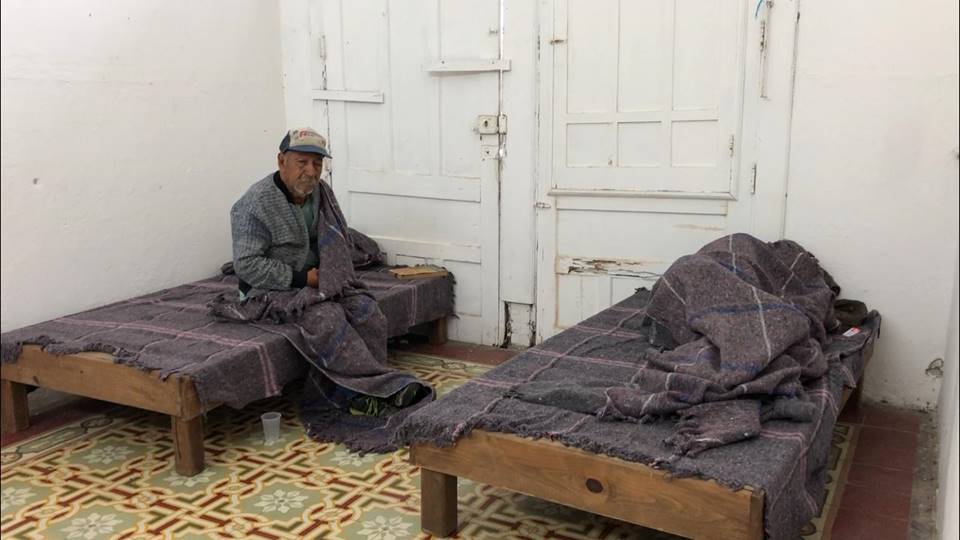 Atiende DIF Tampico a tres personas en el refugio temporal