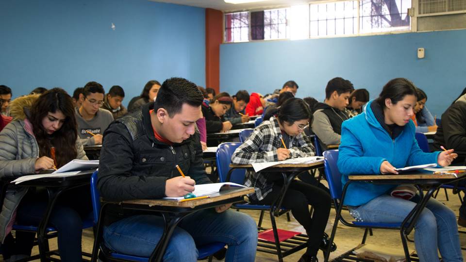 Presentan en la UAT examen de ingreso a licenciatura