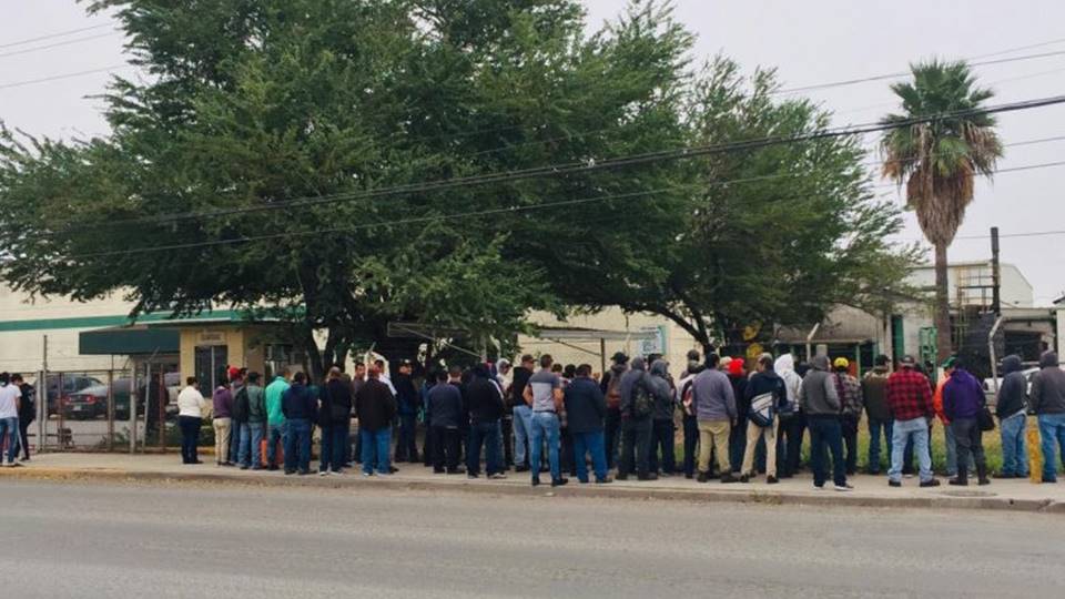 Empleados de dos empresas maquiladoras de Matamoros realizan paro