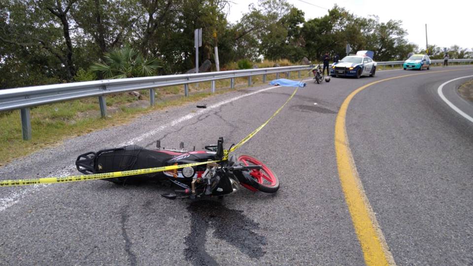 Joven de 15 años muere trágicamente al derrapar motocicleta en Carretera Vieja a Tula