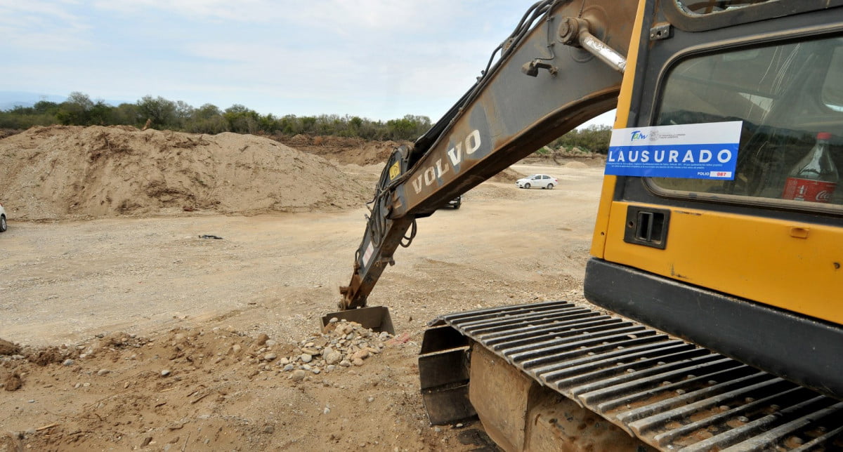 Clausura Gobierno de Tamaulipas banco de materiales en Güémez