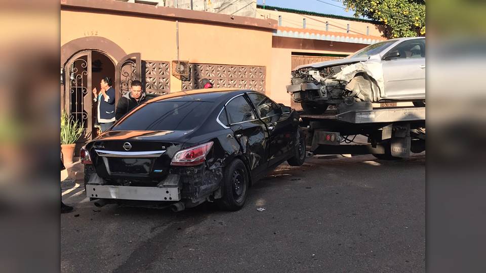Accidente vial en Arteaga y Constitución de Nuevo Laredo