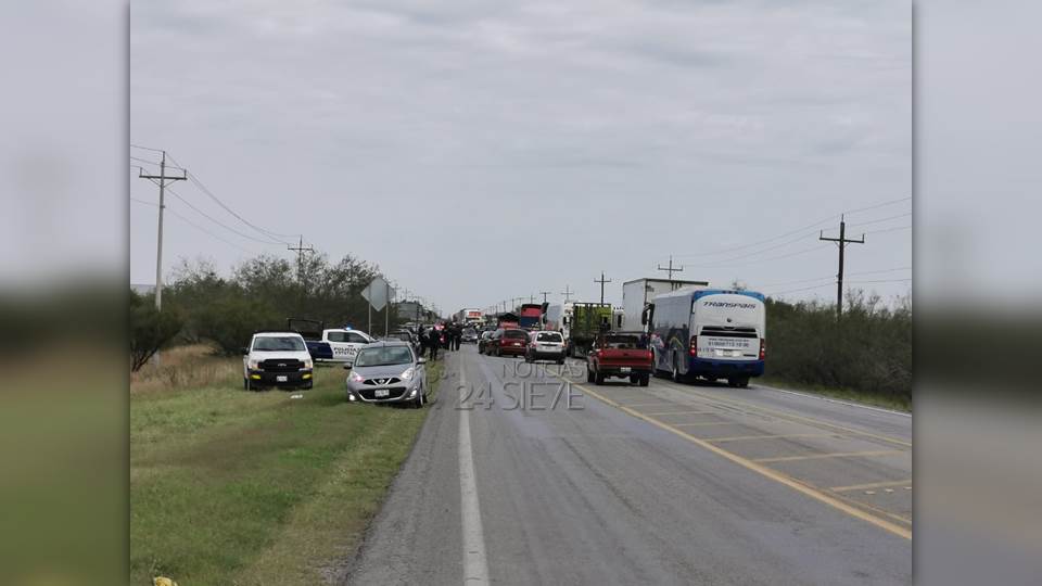 Campesinos bloquean la carretera Victoria-Matamoros