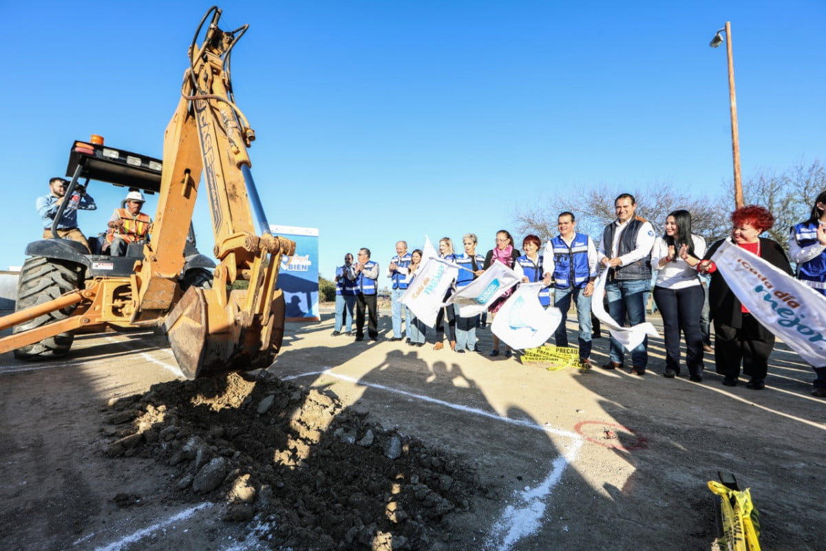 Arranca en Nuevo Laredo construcción de otro Centro Mujer Total