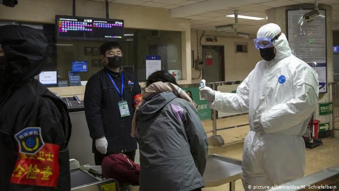 Suman 106 muertos por coronavirus en China
