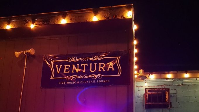 Tiroteo en centro nocturno de Texas deja dos muertos