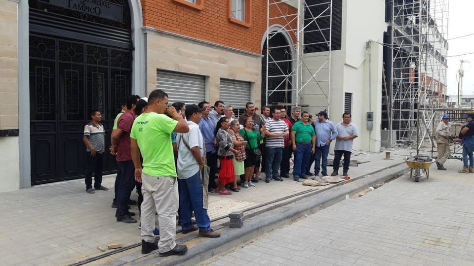 Locatarios se oponen a demolición del Mercado Madero; piden sea rehabilitado