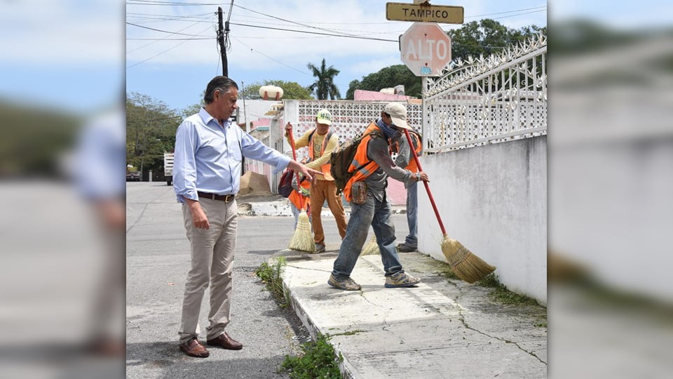 Intensifica Chucho Nader Acciones de Limpieza en Todos los Sectores de la Ciudad