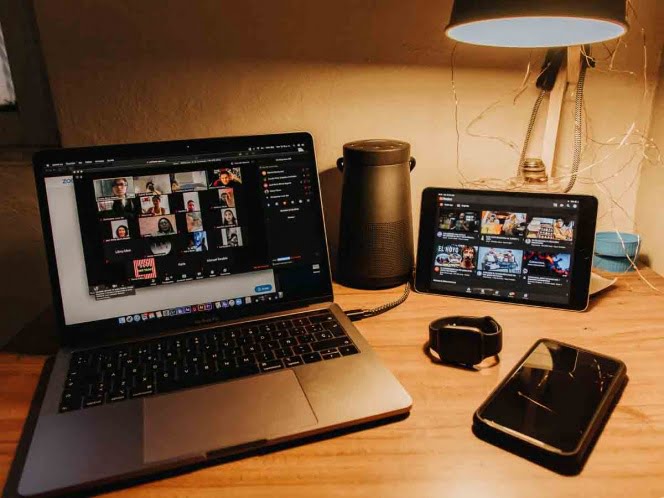 Zoom refuerza seguridad tras sufrir robo de datos por parte de hackers