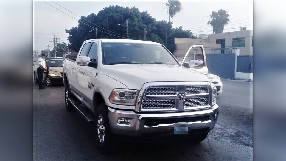 Cae delincuente con camioneta robada en Reynosa