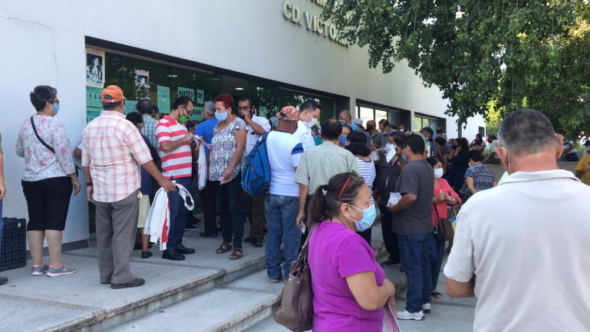 Derechohabientes del ISSSTE sin medicamento, por enésima vez les posponen entrega