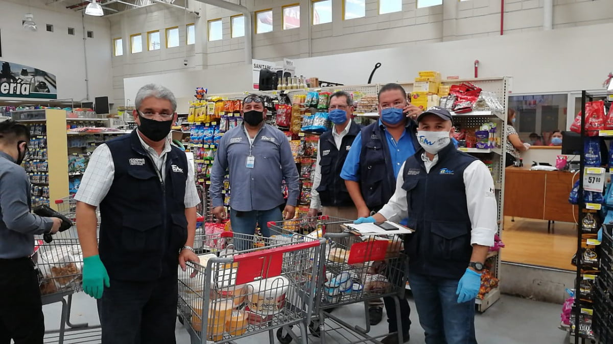 Destruye COEPRIS productos caducados en tiendas de autoservicio de Victoria