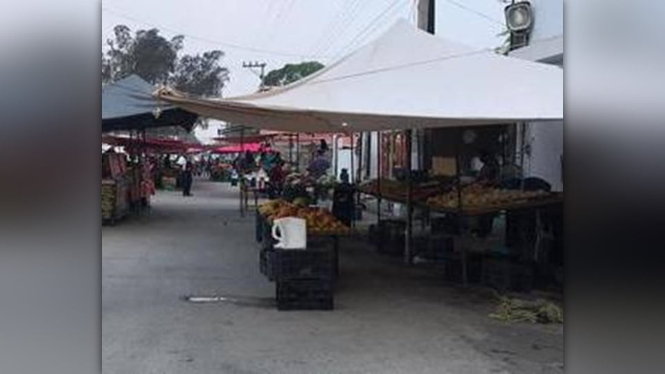 Bajan ventas en mercados rodantes; hay giros esenciales que ya no se instalan por falta de clientes