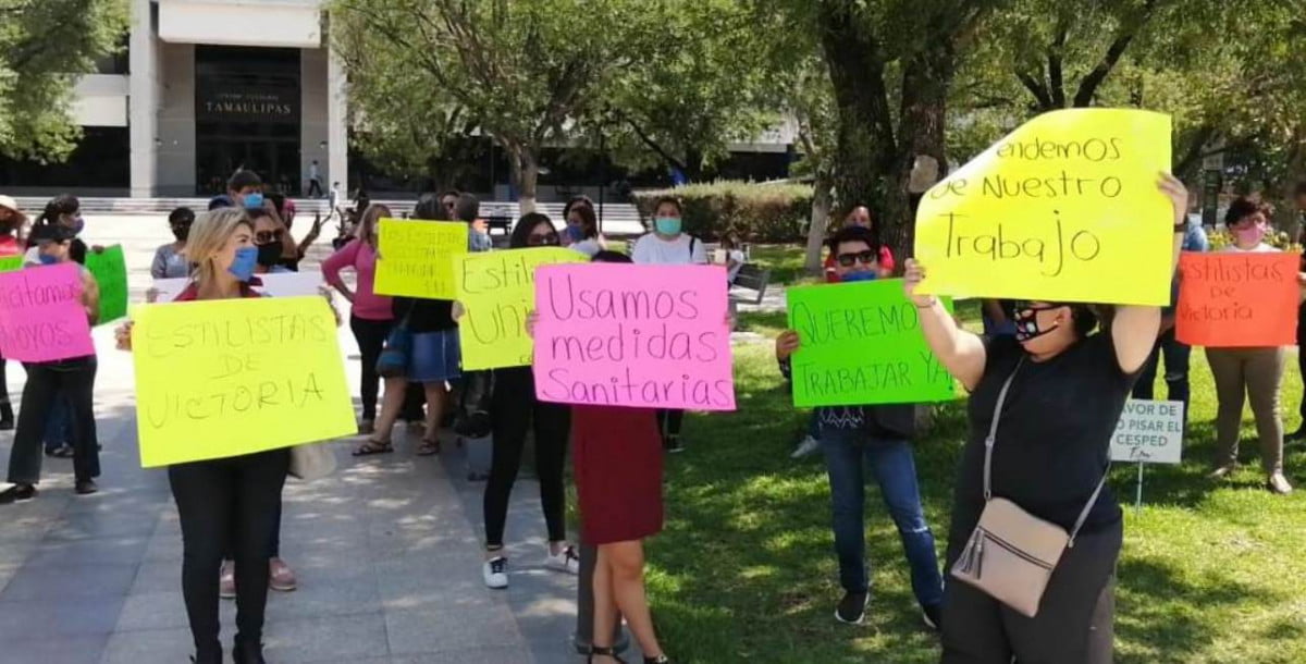 Otra protesta más, ahora de estilistas de Victoria que se quedaron sin trabajo