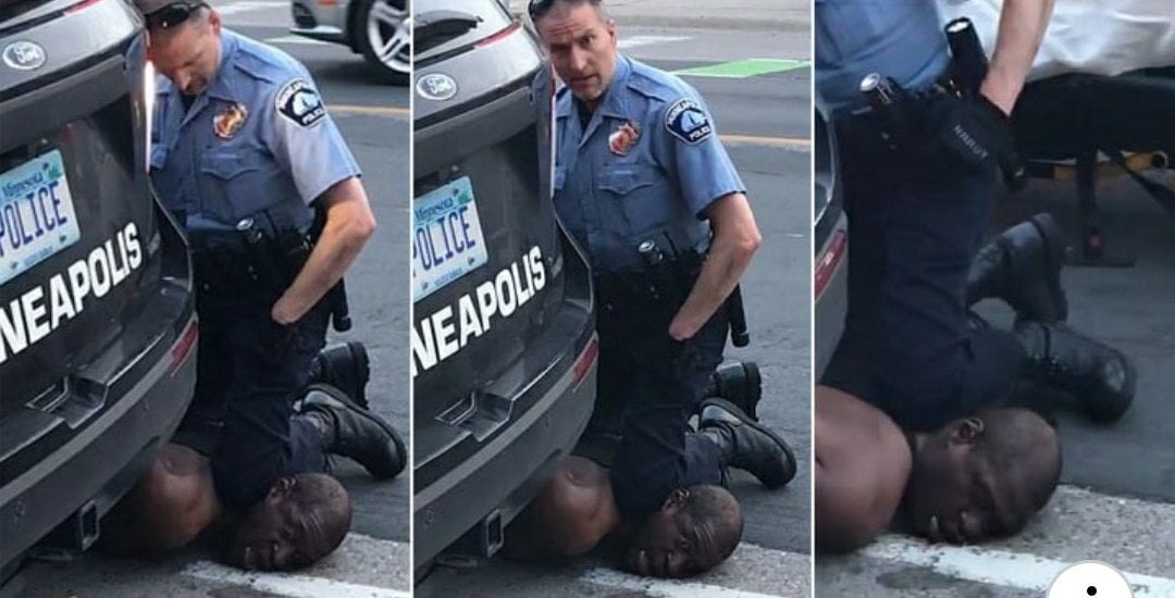 Policía de EU aplasta del cuello a afroamericano y lo mata