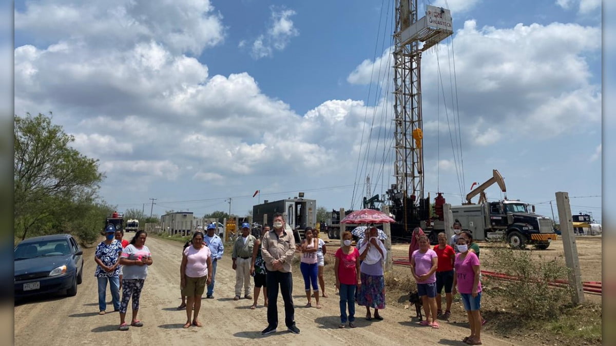 Protestan residentes de la zona ejidal de Altamira; se quejan de fuerte olor a crudo y gas en instalaciones de Pemex