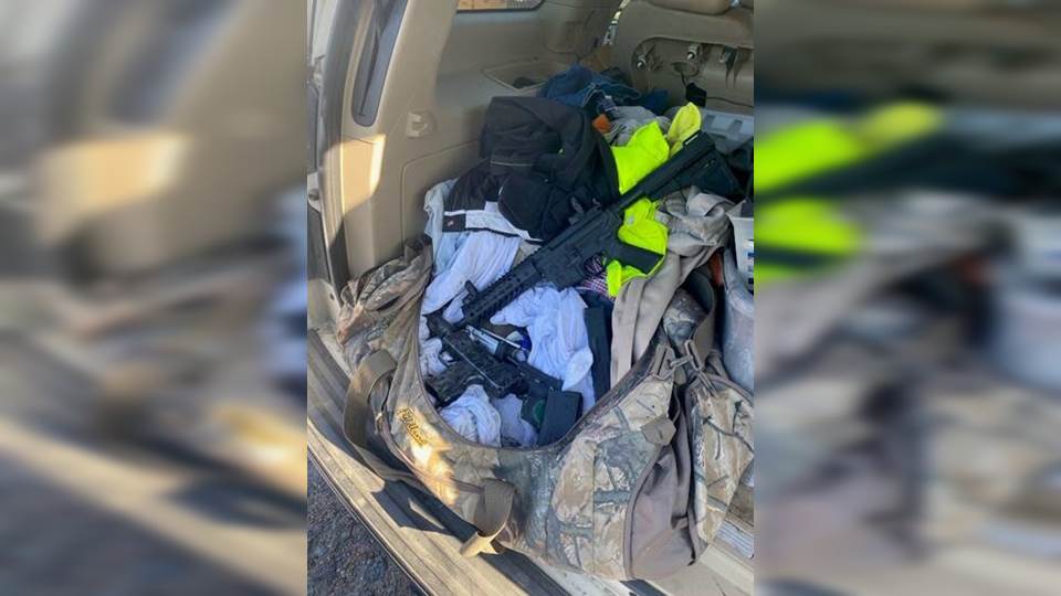 Decomisan armas robadas en Laredo Texas