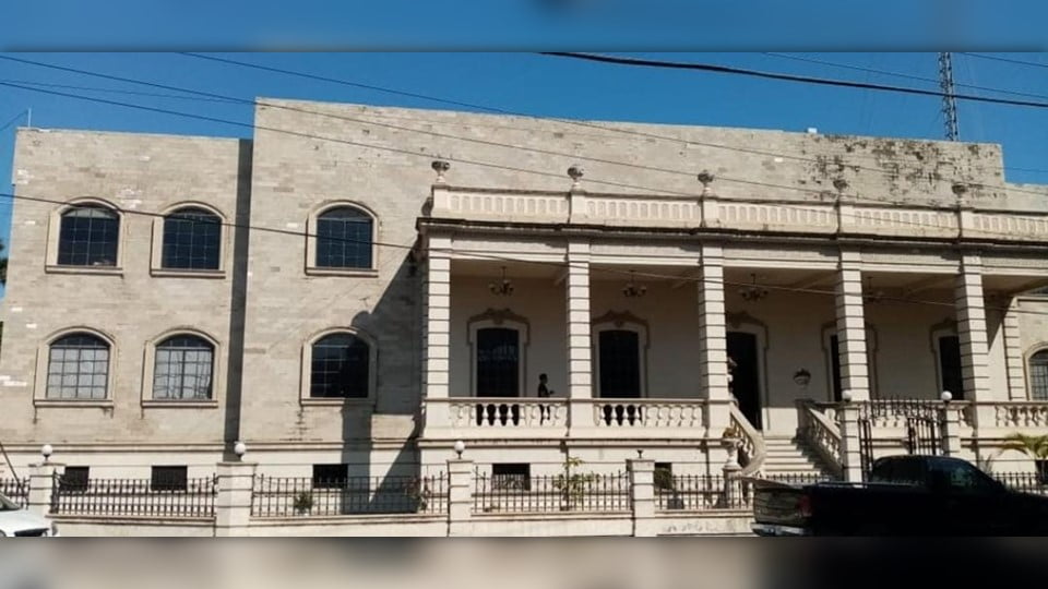 Abogados llaman a la FGE a implementar medidas sanitarias en su edificio; personal de la dependencia ha dado positivo a COVID