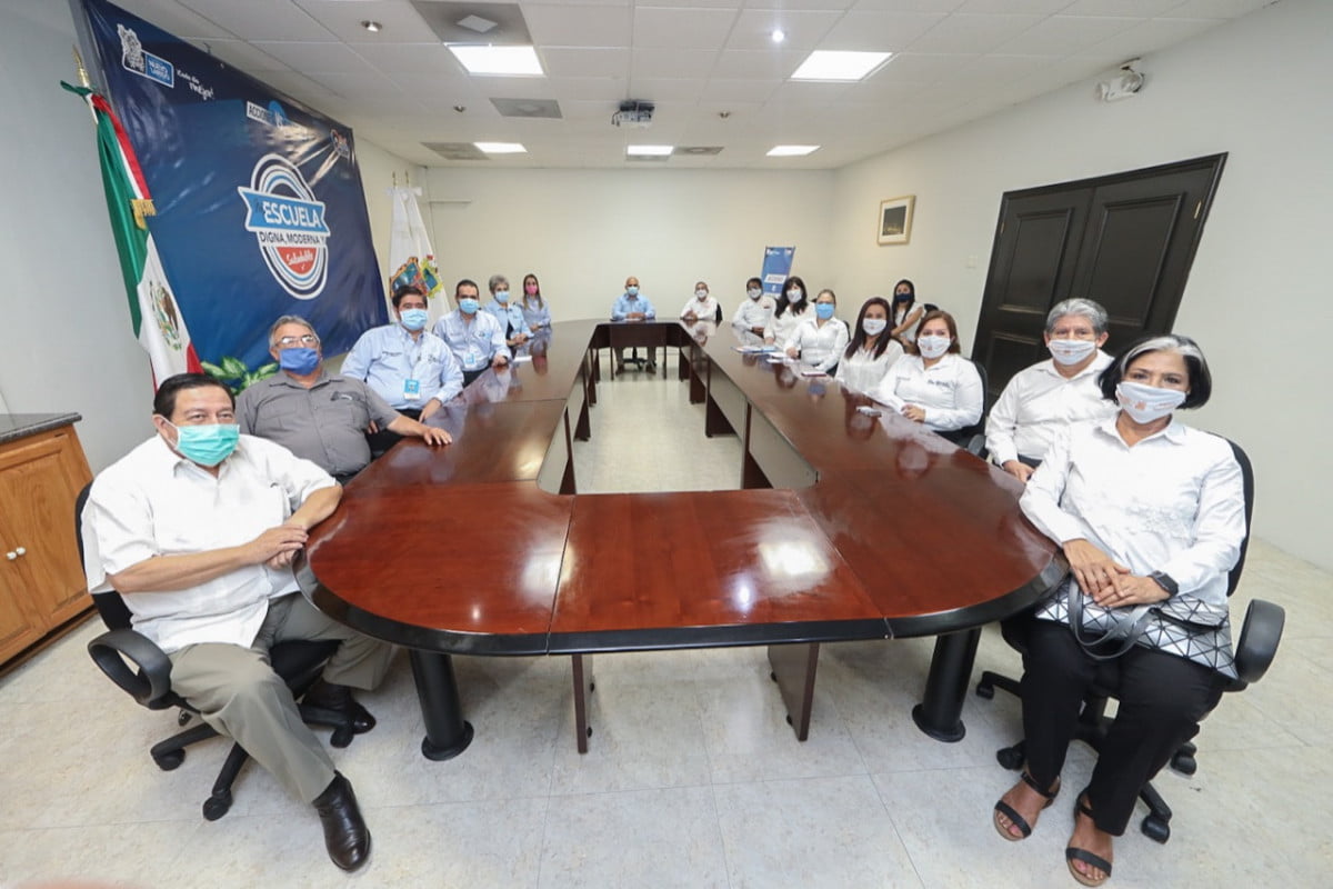 Con programa «Escuela digna» equipan ahora al SNTE en Nuevo Laredo