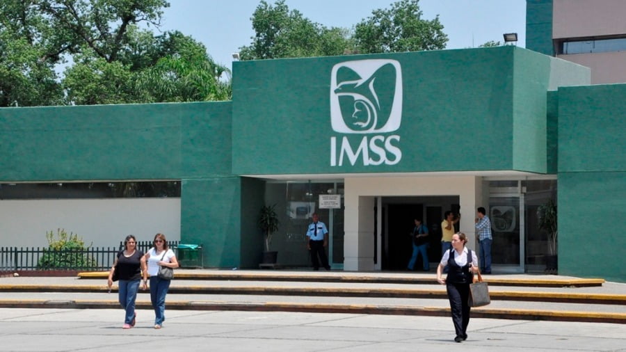 Congreso aplicaría sanciones a médicos del IMSS que no atiendan bien a discapacitados y adultos mayores