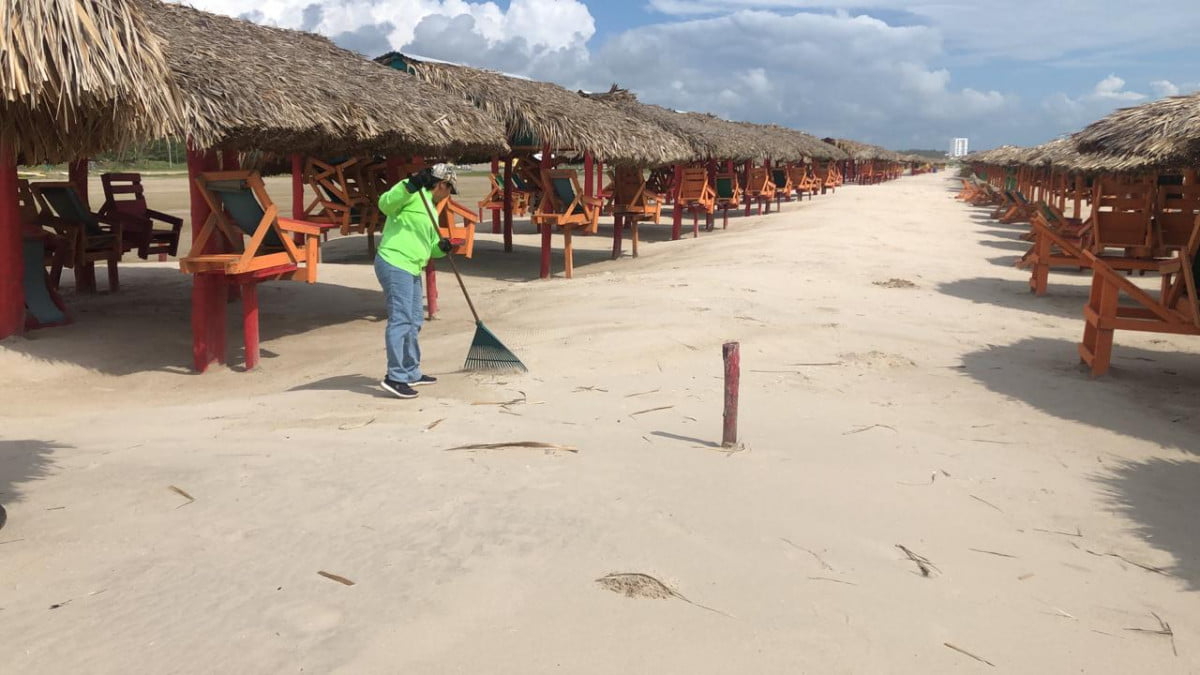 Gobierno de Madero Mantiene Limpia Playa Miramar